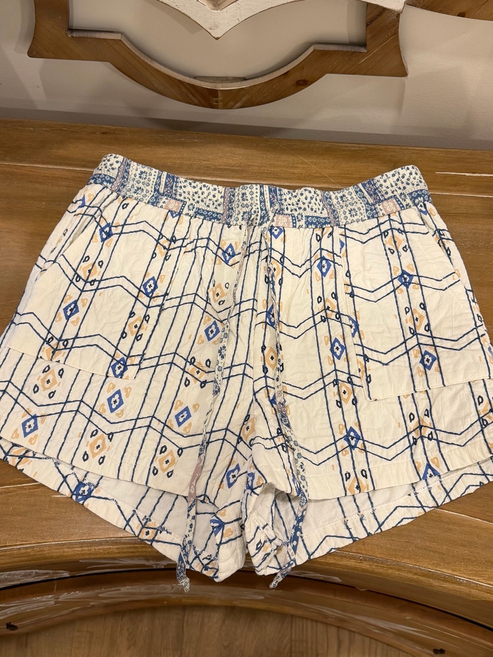 Blank NYC Cream Geometric Drawstring Shorts